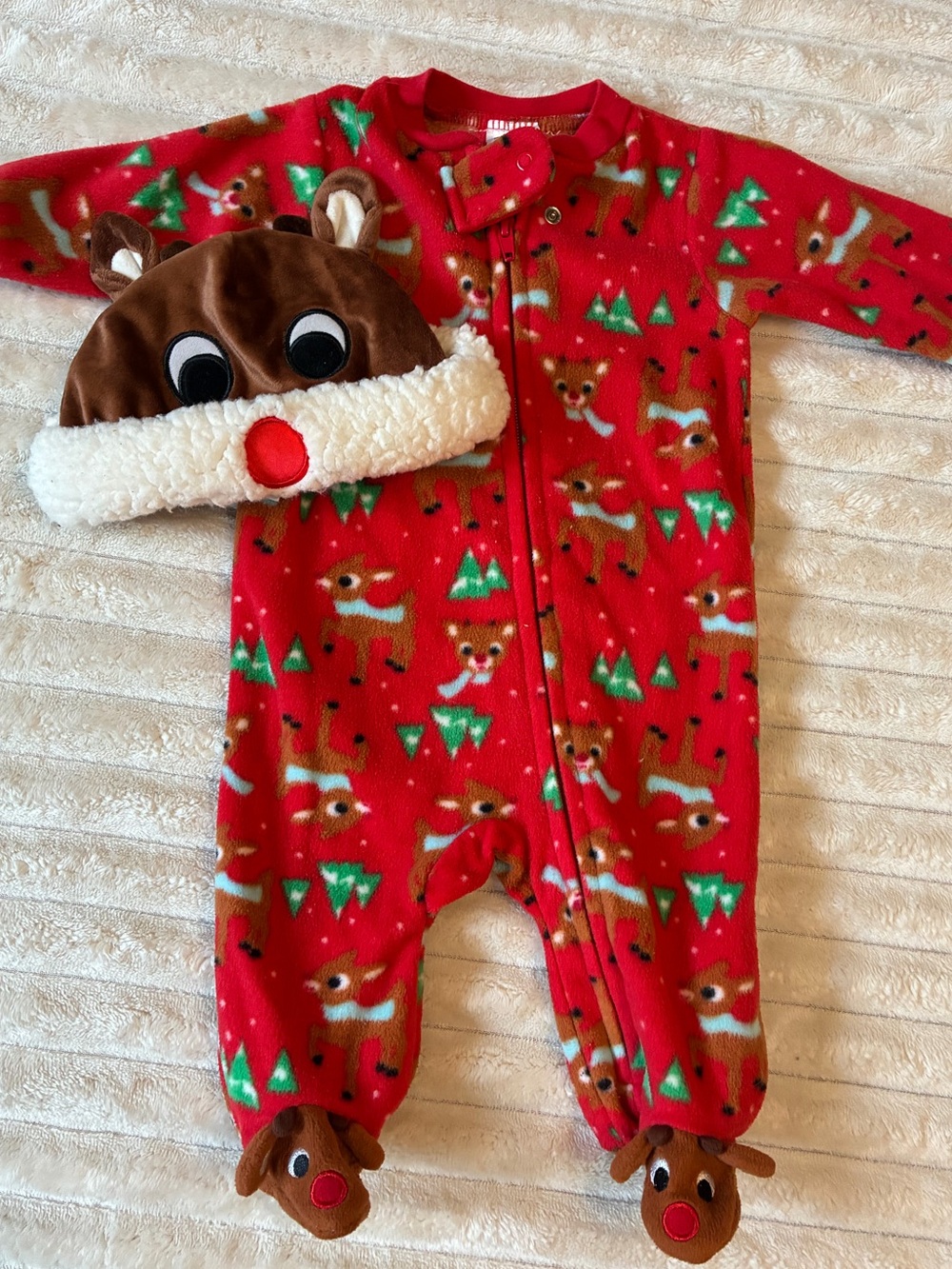 🎄🦌 Rudolph Christmas Footie Pajamas & Hat Set | 3 Months